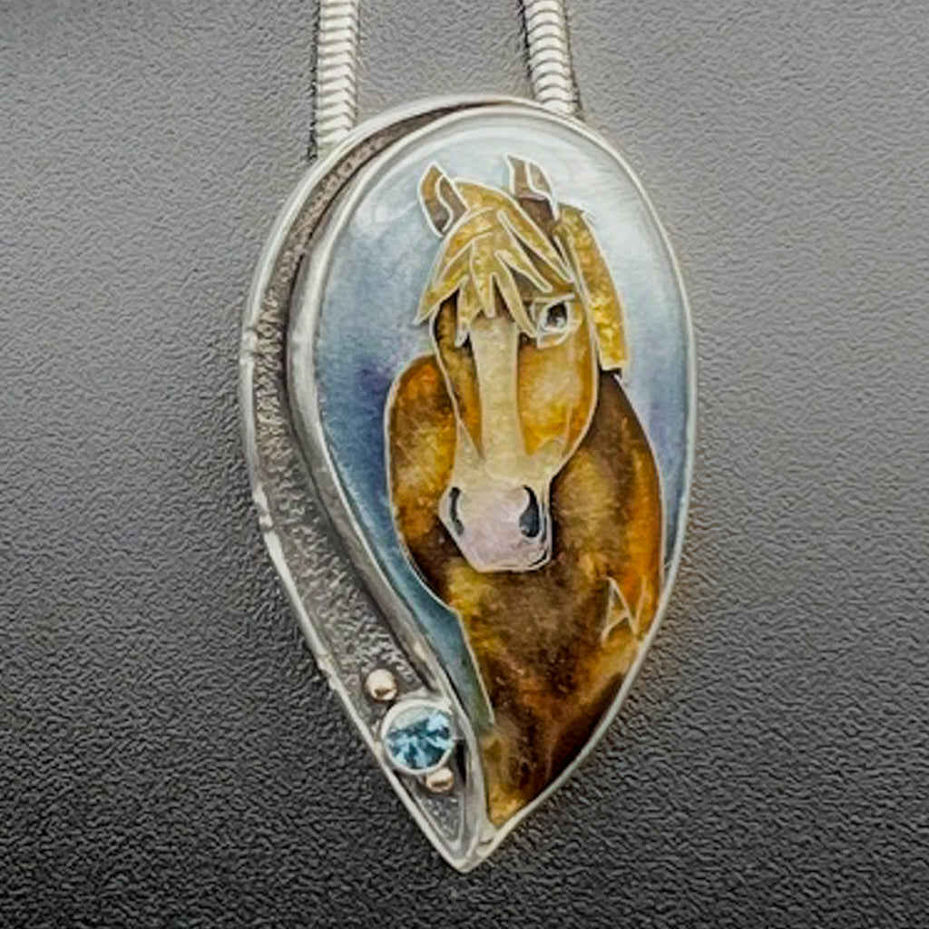 Haflinger Horse pendant with Blue Sapphire