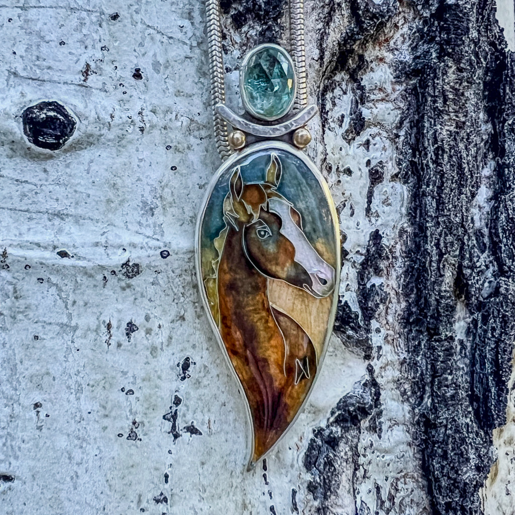 Quarter Horse pendant with Aqua Tourmaline