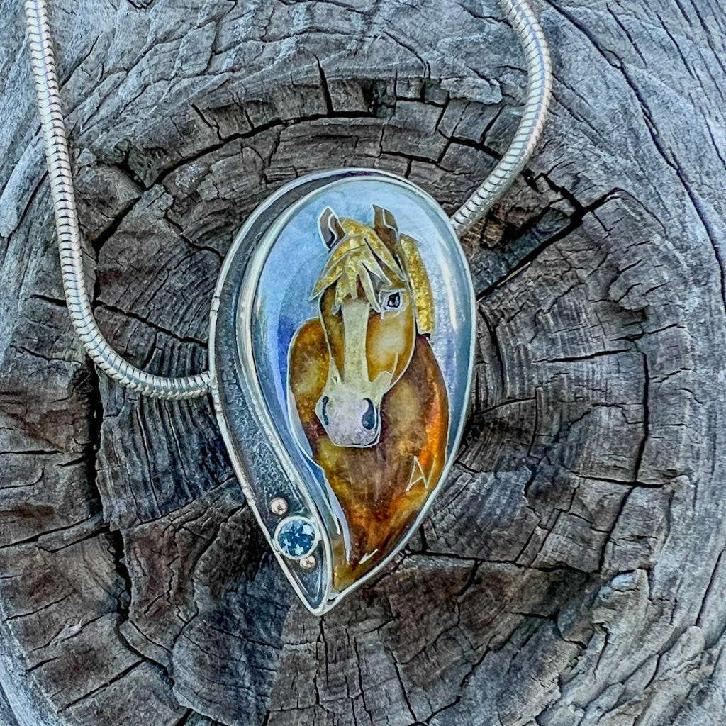 Haflinger Horse pendant with Blue Sapphire