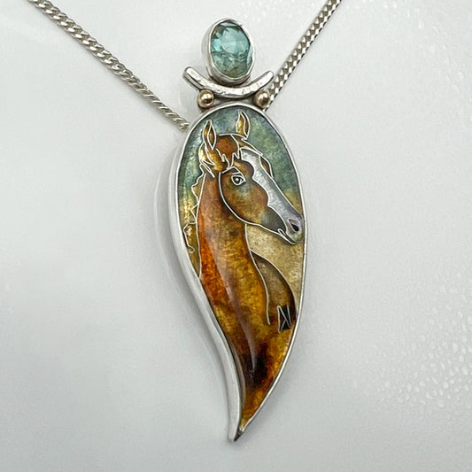 Quarter Horse pendant with Aqua Tourmaline