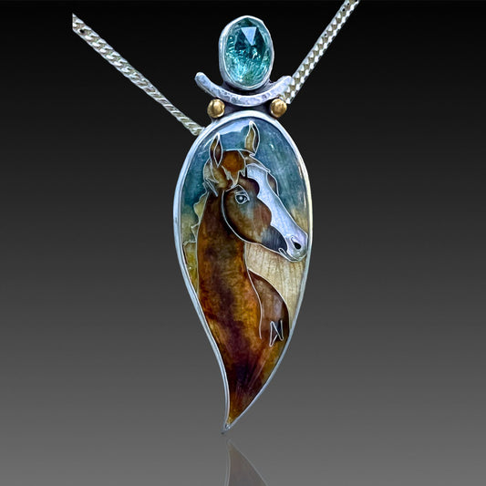 Quarter Horse pendant with Aqua Tourmaline
